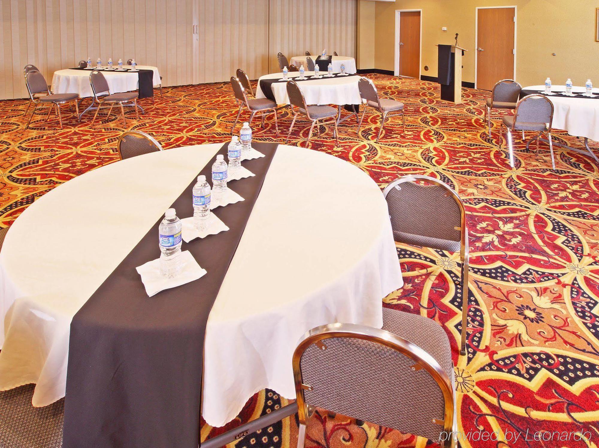 Holiday Inn Longview - North By Ihg Удобства фото